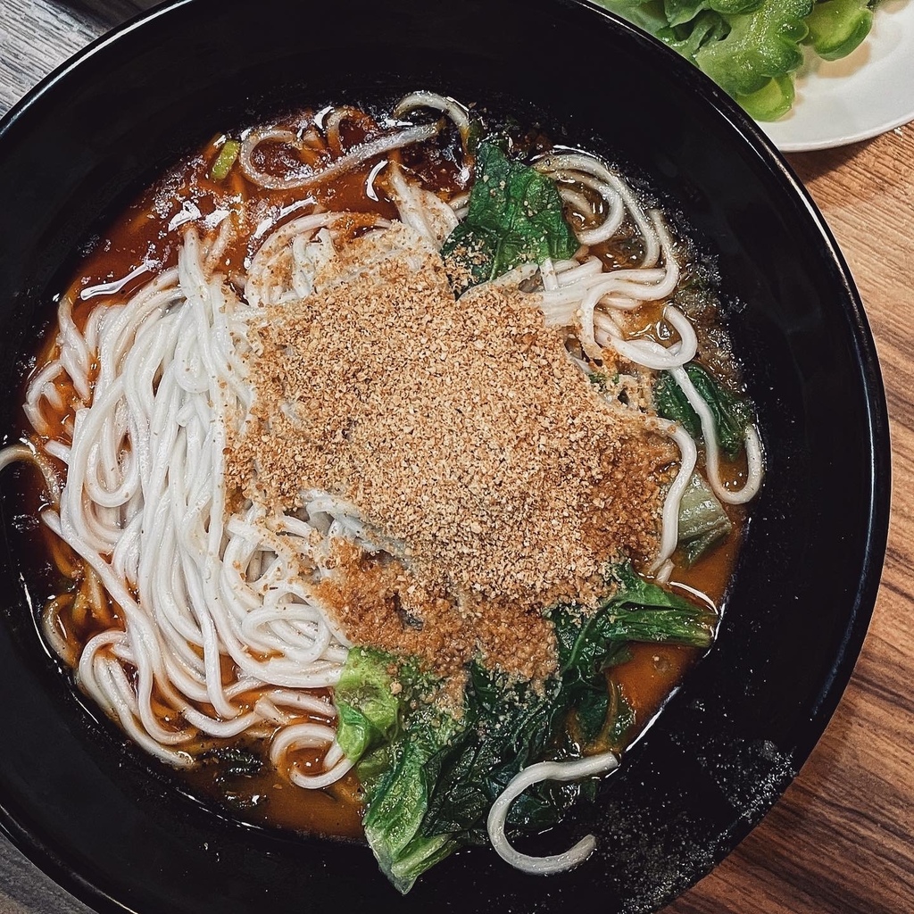 【捷運科技大樓站】采岳軒重慶抄手麵食：大安森林公園種類多元的