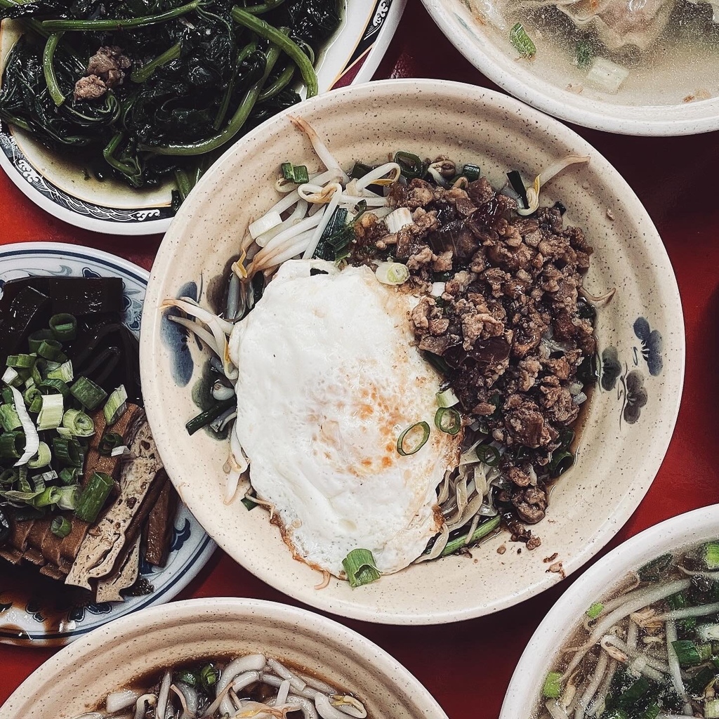 【台東市】阿紅麵店 ：在地人常來的古早味小吃，簡單樸實的美味