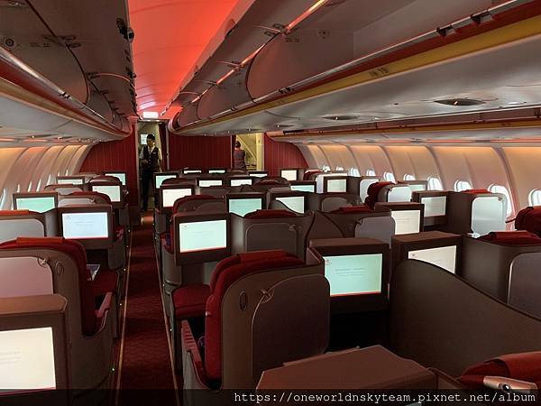 香港航空HX283 A330-300商務艙HONG KONG AIRLINES HX283 A330-300 BUSINESS CLASS @ ANKY N KURTIS TRAVEL :: 痞客邦:: 香港航空Hx283 A330-300商務艙Hong Kong Airlines Hx283 A330-300 Business Class @ Anky N Kurtis Travel :: 痞客邦::
