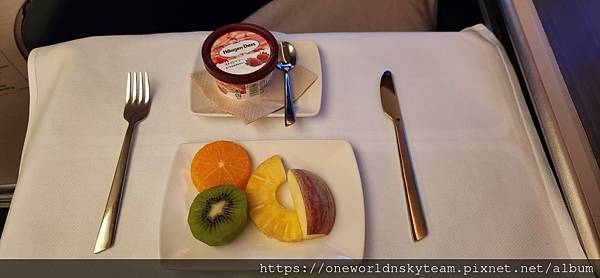 20. FRUITS AND ICE CREAM.jpg