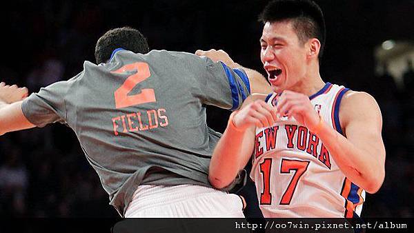 林書豪 vs Landry Fields44