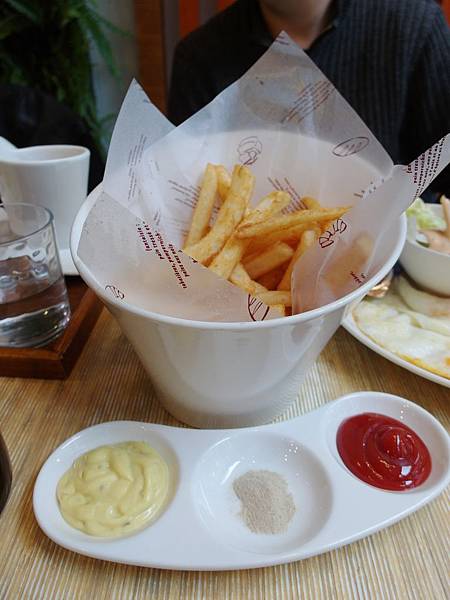 SAM_2919_conew1.jpg SAM_2919_conew1.jpg