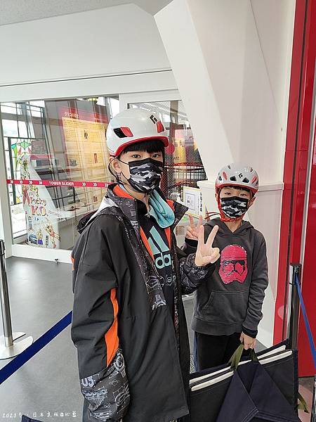 UAFU9879.JPG UAFU9879.JPG