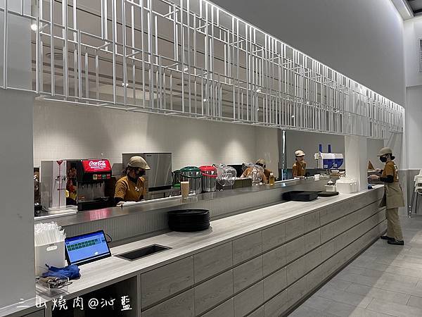 【食記】高雄　三山燒肉博愛店~*輕井澤集團燒肉新品牌、全台第