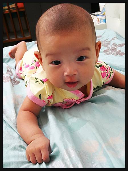 16-09-19-22-27-26-075_deco.jpg 16-09-19-22-27-26-075_deco.jpg