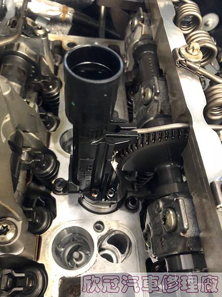 F36_200910_2.jpg F36_200910_2.jpg