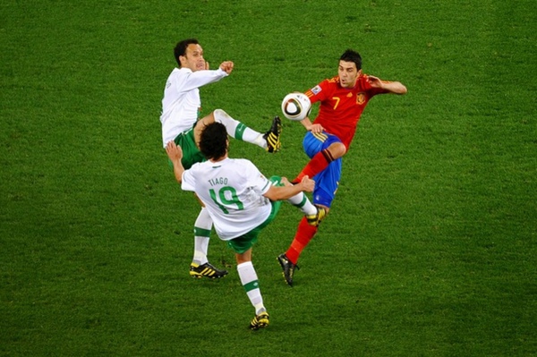 40004433afc2772cd8fd3c1ebb232bee-getty-98739047jd032_spain_v_portu.jpg