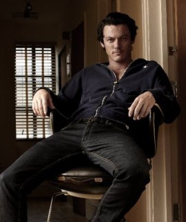 Luke-Evans (18).jpg