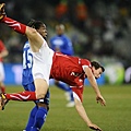 fcbedf538a035903c4ac61787a645183-getty-fbl-wc2010-match48-sui-hon.jpg