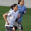 6eac926720acabfd754172bea0cb61ca-getty-fbl-wc2010-uru-training.jpg