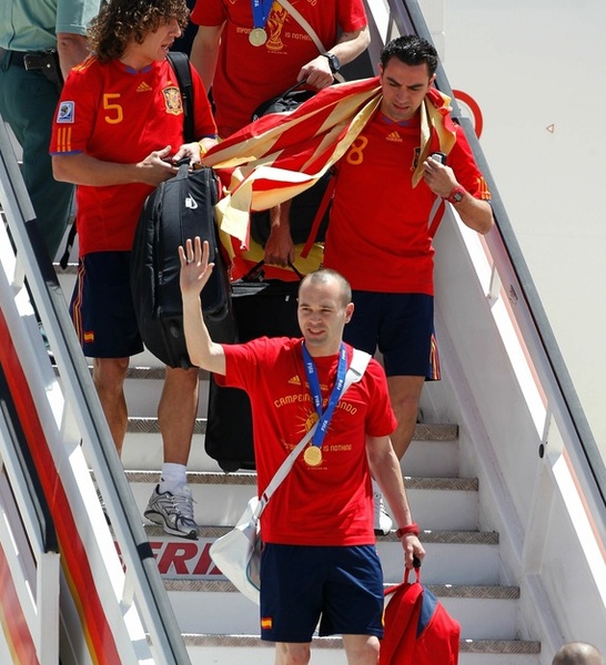 483510ab84df1cbbace3e8c1371add6b-getty-102567227dd016_spanish_foot.jpg