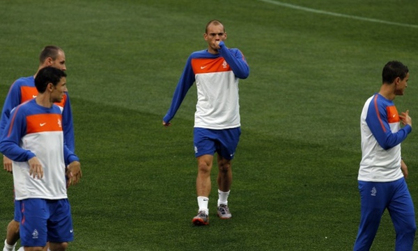 e2c9f4a9dfeaf4fb83aa55f7b476ebc4-getty-fbl-wc2010-ned-training.jpg