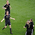 9a232240f6f8d0086c2a9c0f8de104a0-getty-fbl-wc2010-match59-arg-ger.jpg