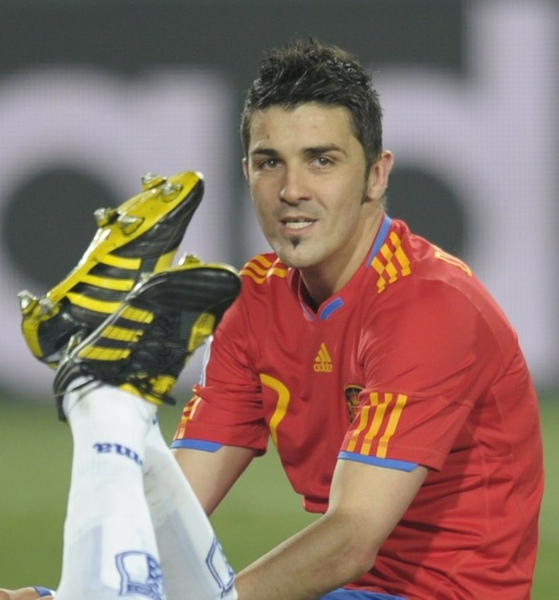 7aa851af3928413fe26fd8a080762b46-getty-fbl-wc2010-match32-esp-hon.jpg