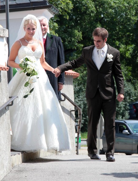 Philipp+Lahm+Claudia+Schattenberg+Wedding+66NPV4biDpll.jpg