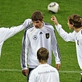 36cb47000570d81f1c89444483368e1a-getty-fbl-wc2010-ger-training.jpg