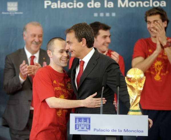138016e94454fb8746bd7465d3f2f15e-getty-fbl-wc2010-esp.jpg