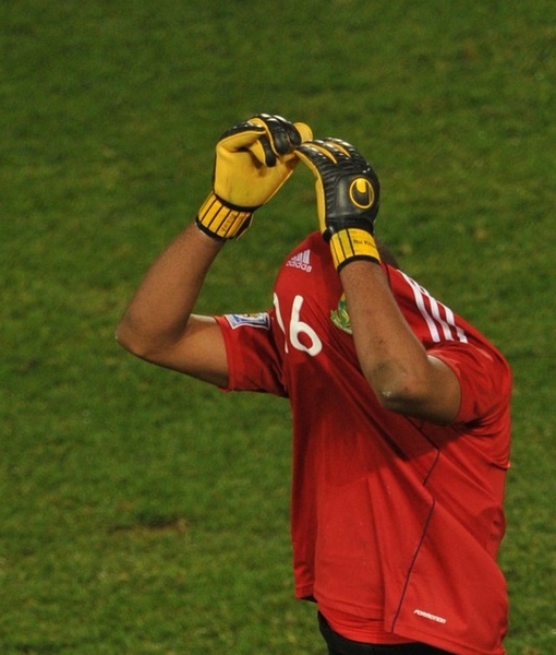 6983dab798947fdd68653d8e07f4e019-getty-fbl-wc2010-match17-rsa-uru.jpg