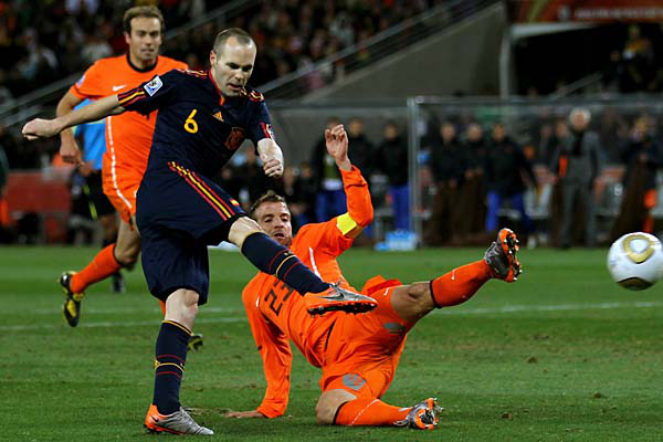 iniesta2-600x400.jpg