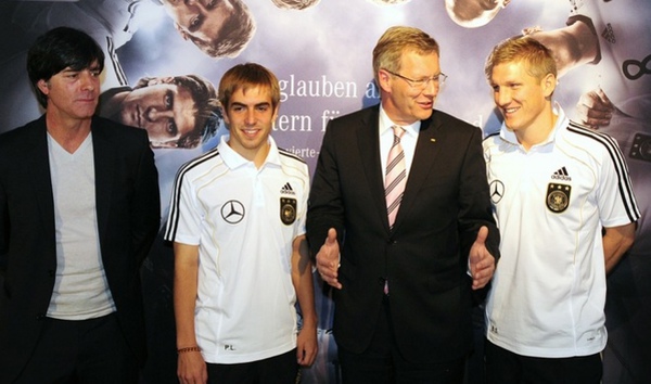 c6171546b213d4b4ab566dd750aab800-getty-fbl-wc2010-ger.jpg