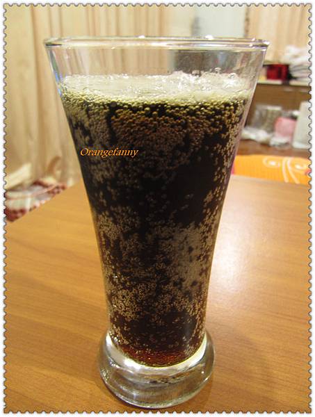 100504 Krombacher Dark科倫堡黑啤酒-04.jpg