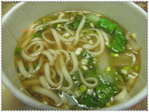 100703 越家牛肉麵-01.jpg 100703 越家牛肉麵-01.jpg