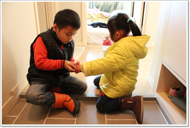 4y11M,3Y6M(1) 4y11M,3Y6M(1)
