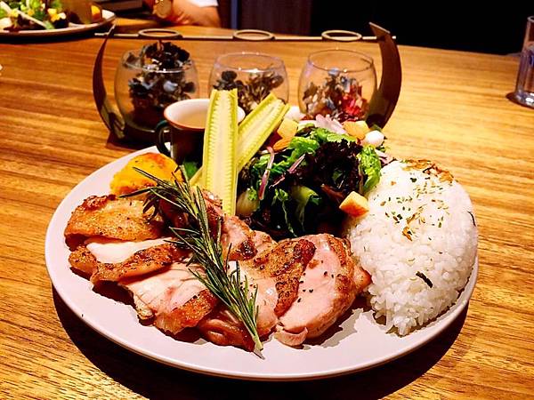 E5E8C613-6A0B-49BE-96EF-44350F844245.jpeg E5E8C613-6A0B-49BE-96EF-44350F844245.jpeg