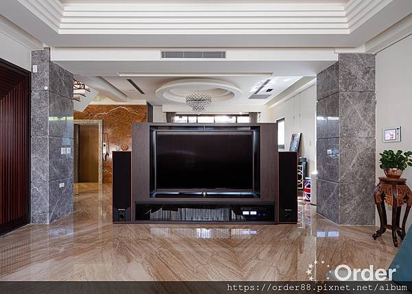 +Line線上諮詢 @eeu2899j