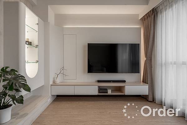 +Line線上諮詢 @eeu2899j