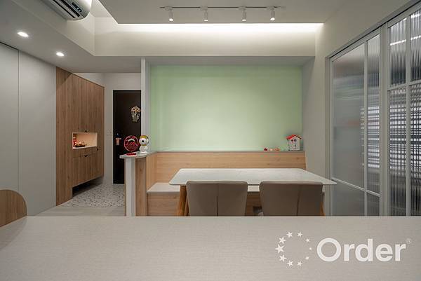 +Line線上諮詢 @eeu2899j