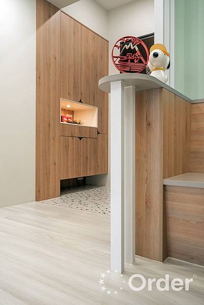 +Line線上諮詢 @eeu2899j