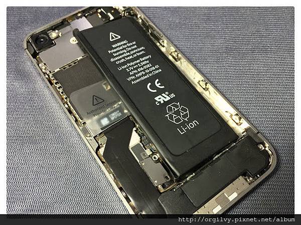 iPhone 電池.JPG iPhone 電池.JPG