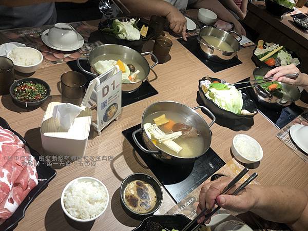 [食遊] 西區/良食煮意 金典店，有機蔬菜吃到飽