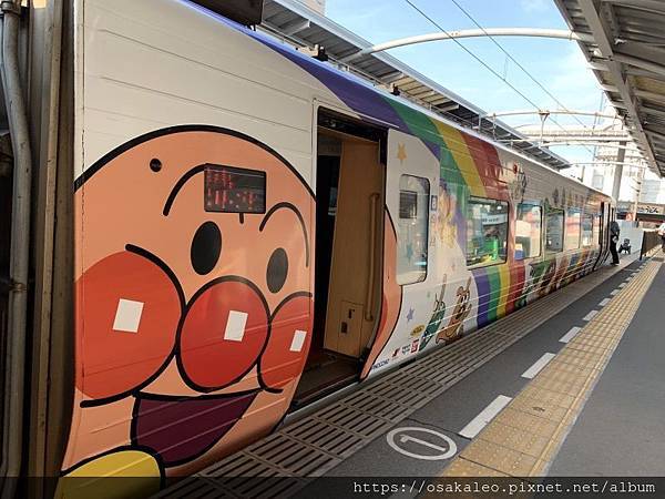 [閒聊] 日本 四國 麵包超人列車