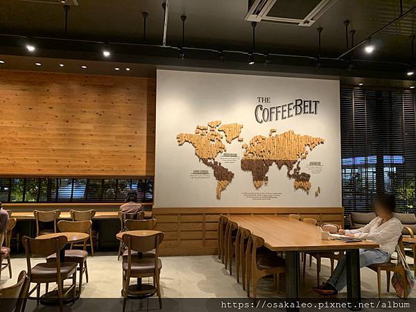 [閒聊] 日本 高山岡本店(夜景)