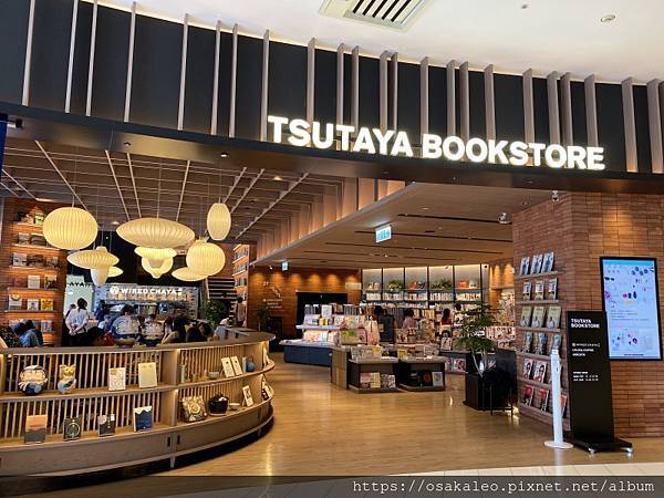 [閒聊] 蔦屋書店 高雄大立店