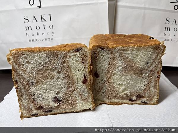 [食記] 台北 嵜本 X KITTY 極莓果生吐司