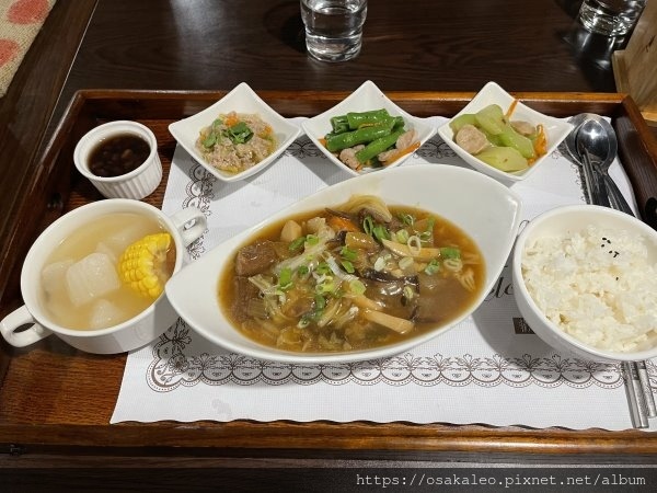 [食記] 羅東 芊田 簡餐 小火鍋