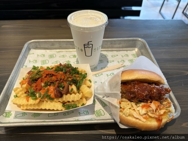 [食記] 大阪 SHAKE SHACK 韓式辣醬雞肉堡