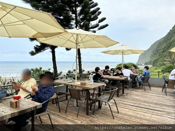 [食記] 宜蘭南方澳  笑ㄟCafe  超美海景咖啡廳