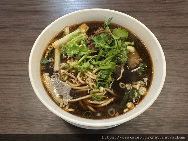[食記] 羅東 口(宣)品精緻牛肉麵館 
