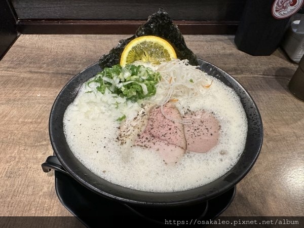 [食記] 台北 鳳華 雞豚濃湯拉麵專門
