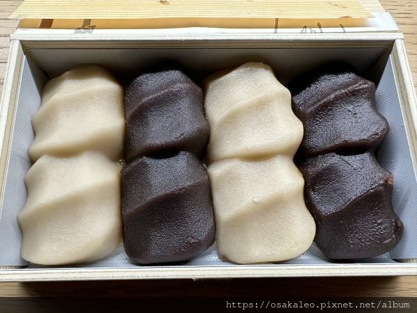 [食記] 日本 赤福 白餅黑餅
