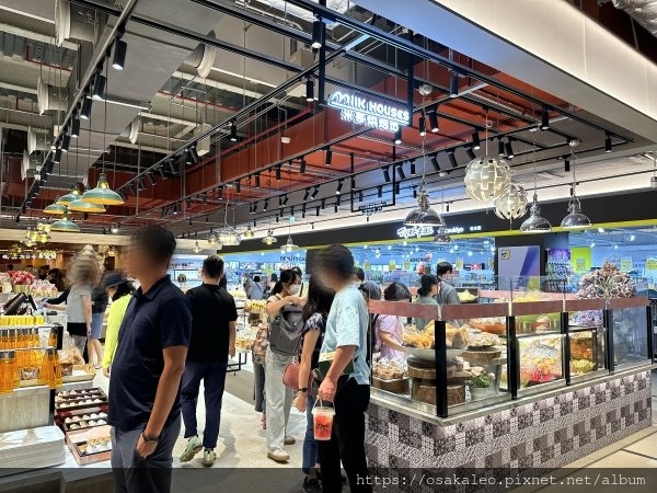 新店裕隆城 誠品生活新店 亞洲最大誠品！