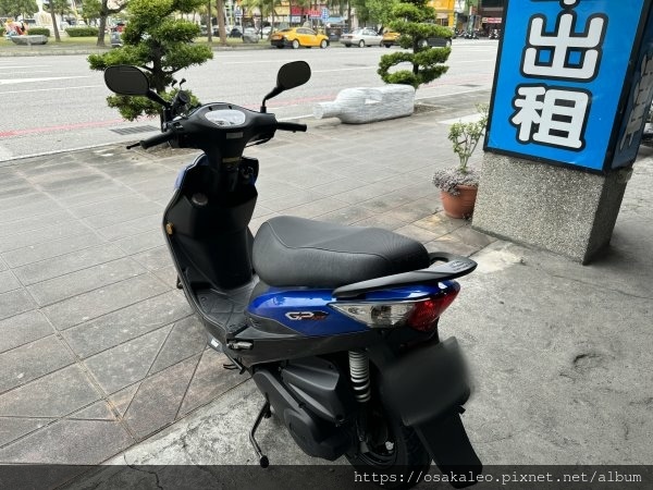 花蓮半日遊！星巴克花蓮理想門市+玉里橋頭臭豆腐+炸彈蔥油餅