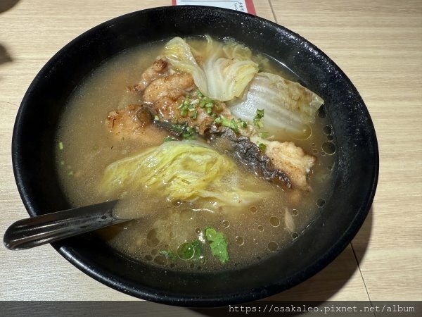 【食記】圳記紅燒鰻 滷肉飯 (基隆夜市)