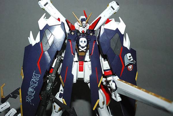 Crossbone Gundam X-1 Full Cloth