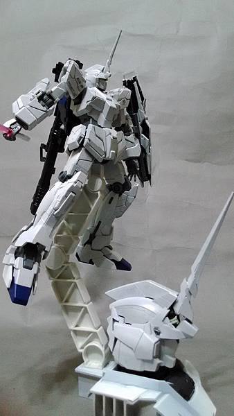 Unicorn Gundam (Unicorn Mode)