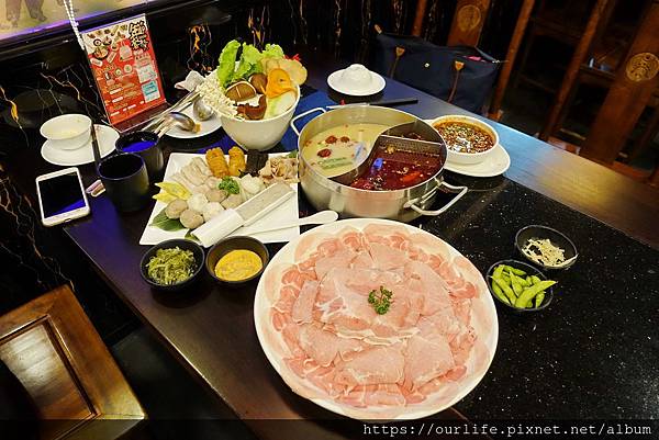 台中.自助吧吃到飽的麻辣鍋@老四川漢口店